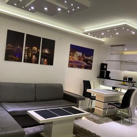 Grey Apartment Ni Dış mekan fotoğraf
