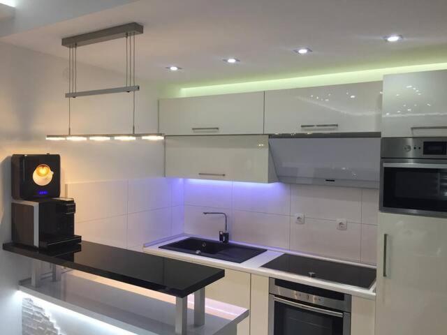 Grey Apartment Ni Dış mekan fotoğraf