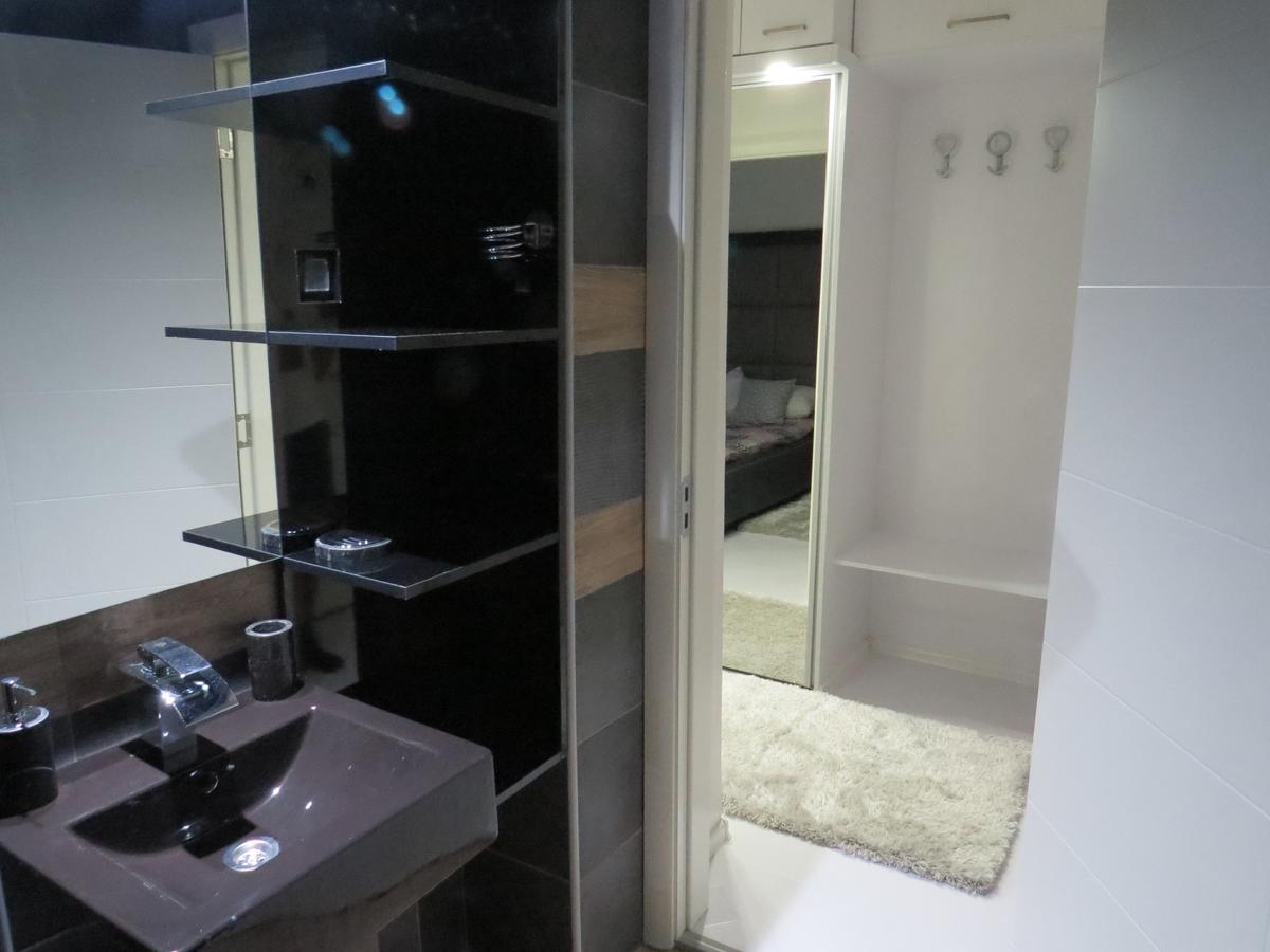 Grey Apartment Ni Dış mekan fotoğraf