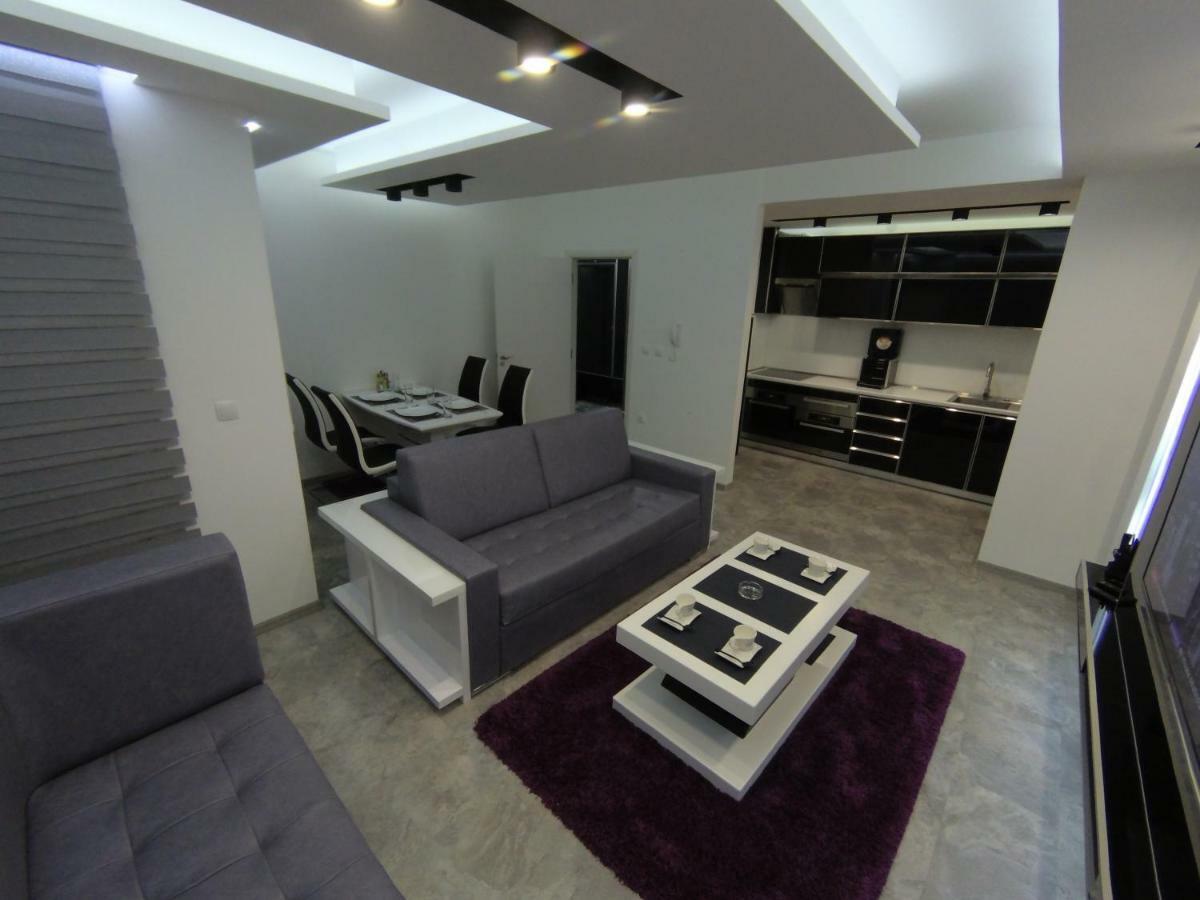 Grey Apartment Ni Dış mekan fotoğraf
