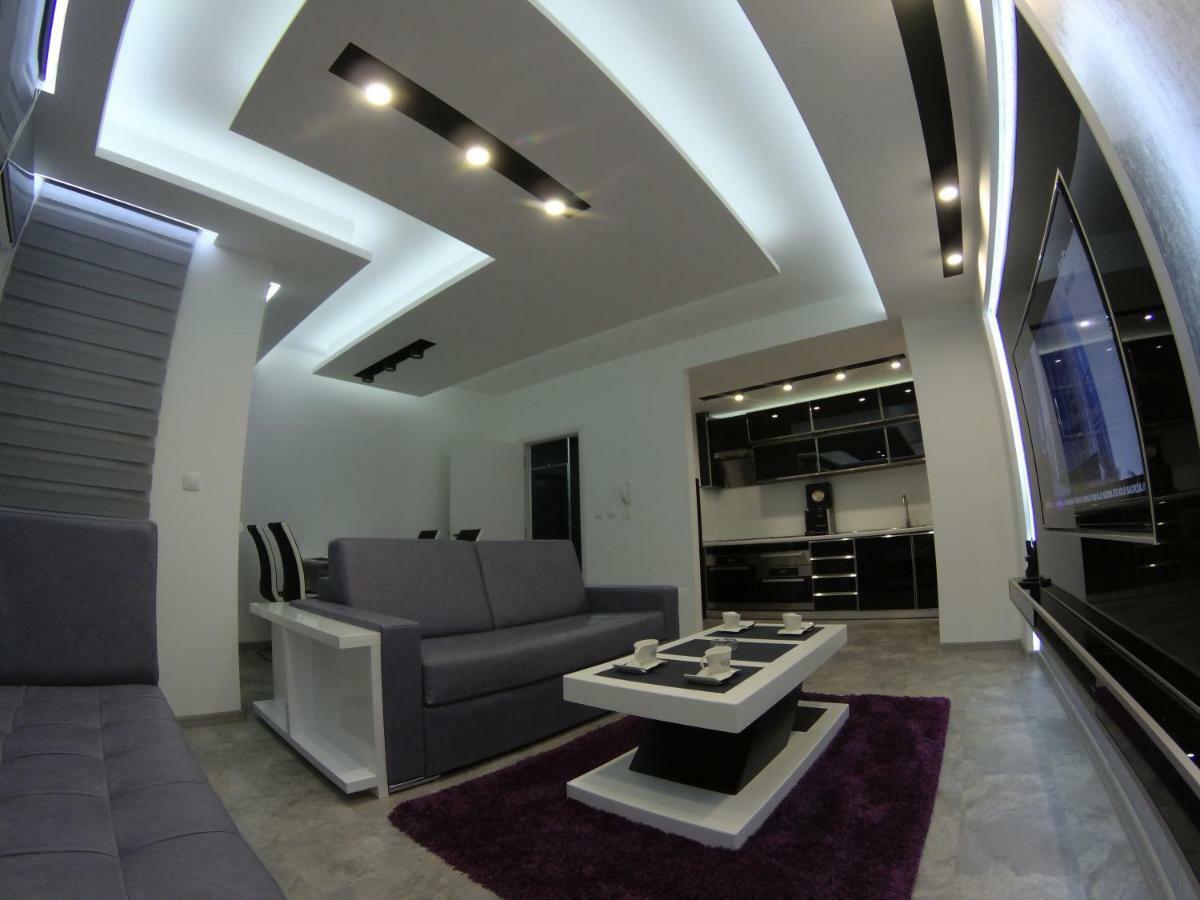 Grey Apartment Ni Dış mekan fotoğraf